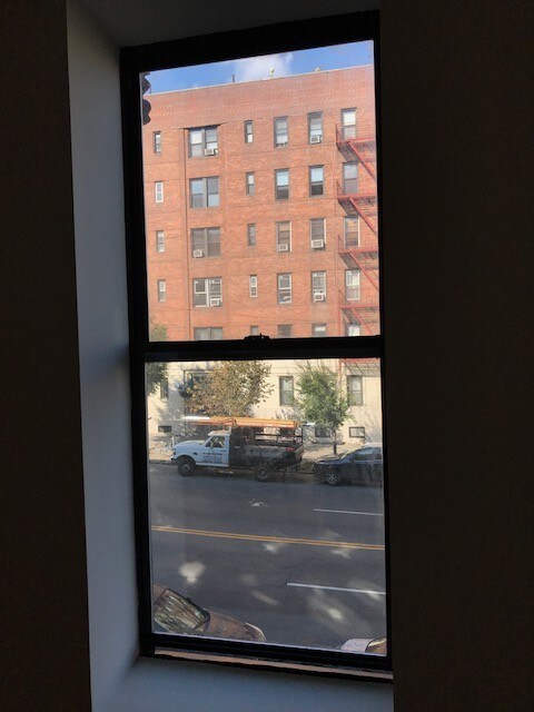 Building Photo - 118 E 116th St