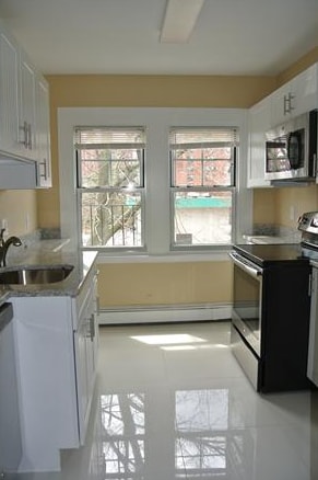 Building Photo - 310 Allston St