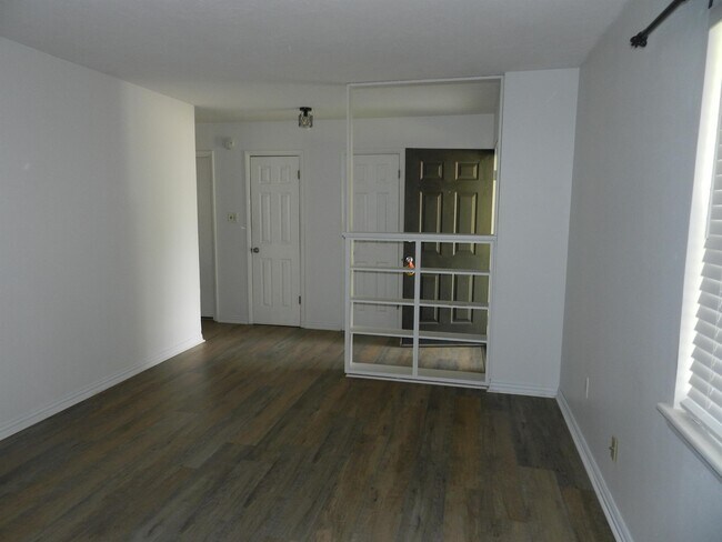 Foto del edificio - 413 NW 69th St