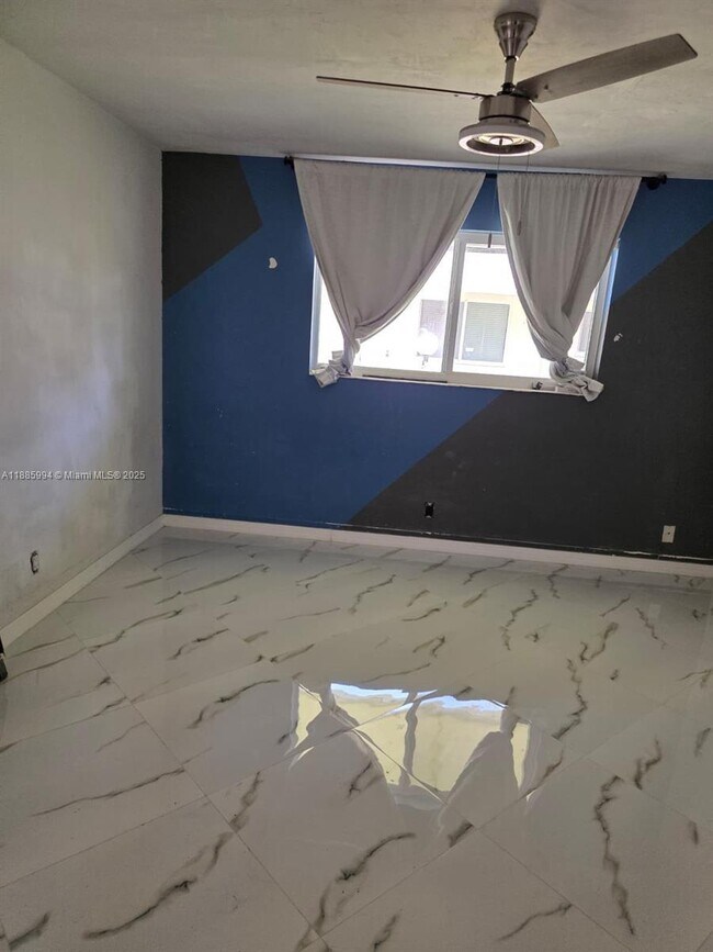 Foto del edificio - 1 bedroom in Hollywood FL 33020
