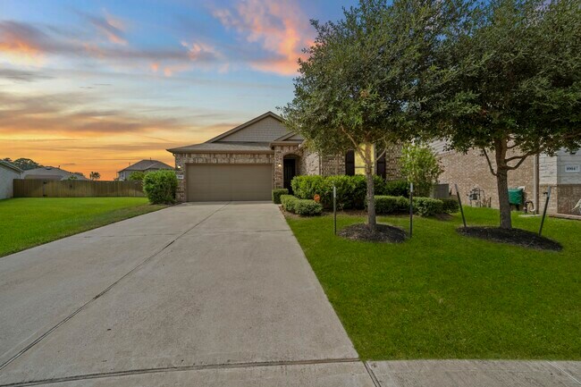 Foto del edificio - 8908 Bear Mountain Ct