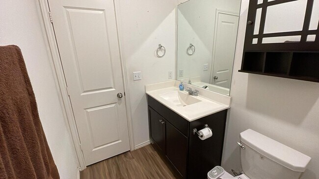 Building Photo - 2205 Forgetmenot Ln