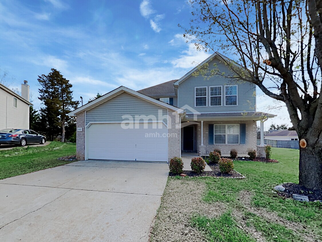 Primary Photo - 1012 Montrose Dr