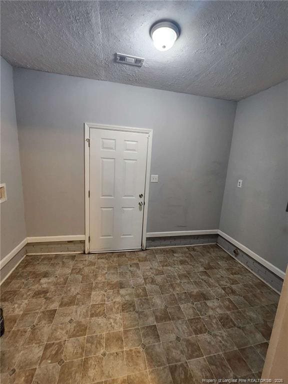 Building Photo - 2296 Ridge Manor Dr