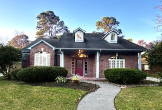 Building Photo - 3510 Cypressdale Dr