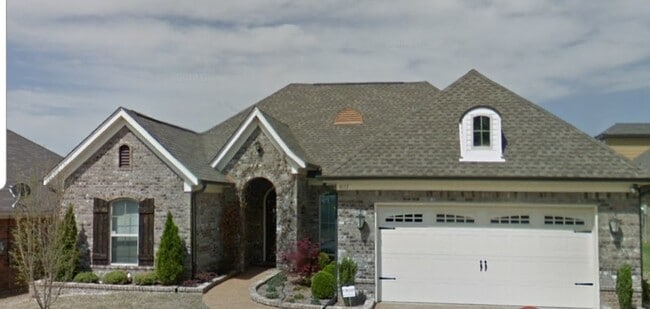 Building Photo - Lovely home ready for your family! Bethel Park Subdivision