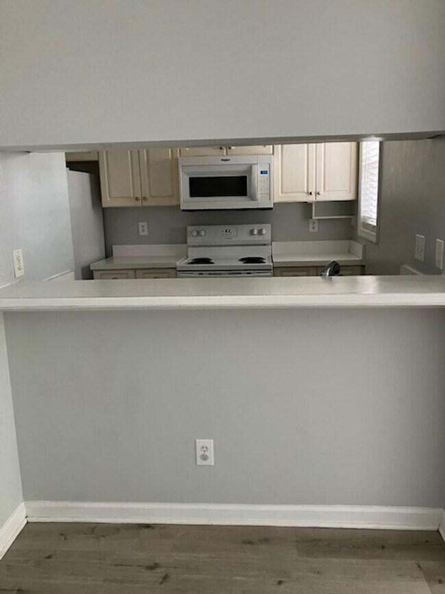 Foto del edificio - 719-I