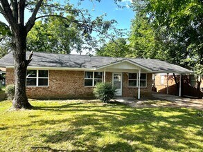 Building Photo - 1814 Tulsa St