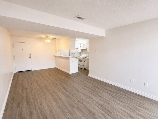 Building Photo - 13950 Foothill Blvd