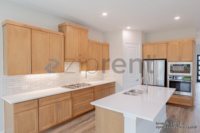 Foto del edificio - 2970 Eleanor Dr