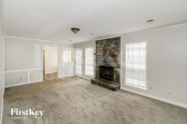 Foto del edificio - 6861 Valley Park Dr