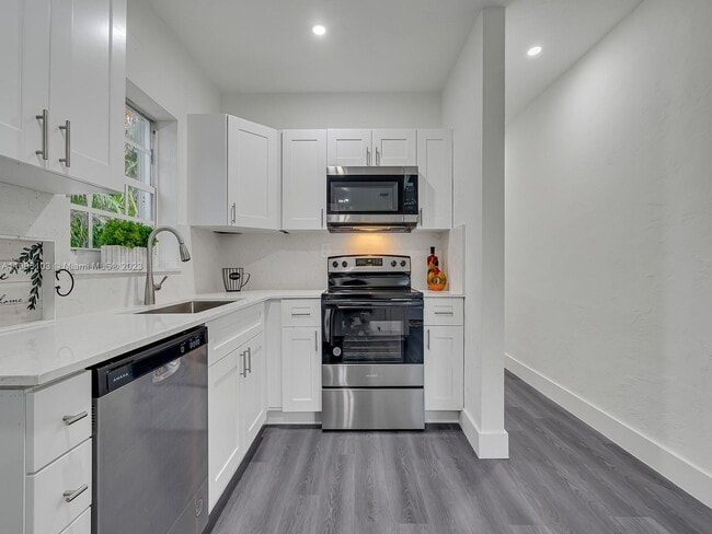 Foto del edificio - 17451 NE 19th Ave