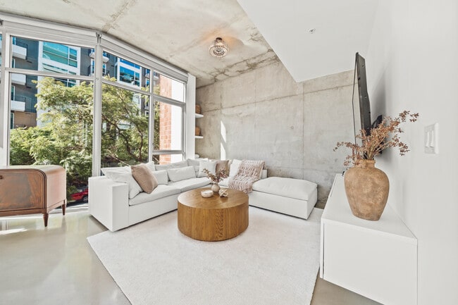 Foto del edificio - 1050 Island Ave