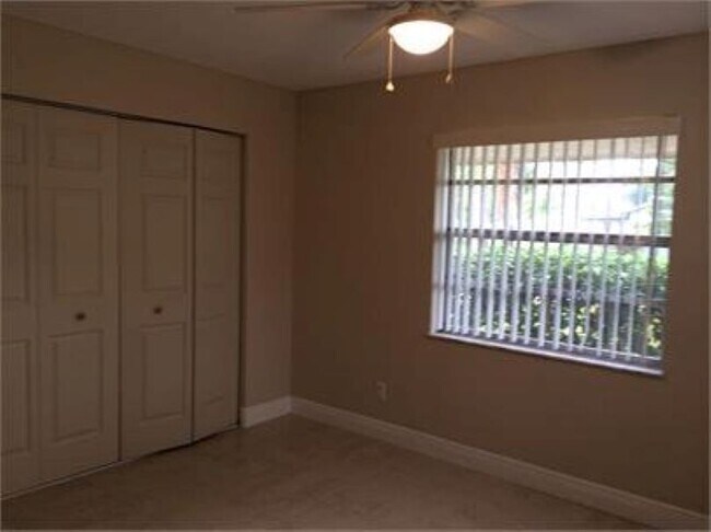 Foto del edificio - 1262 SE Saint Lawrence Way