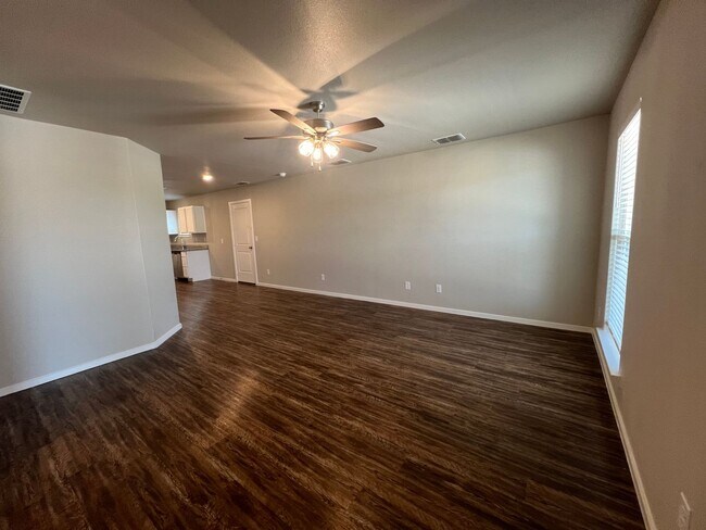 Foto del edificio - 3405 Tiffin Ave