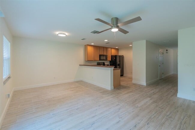 Building Photo - 4084 Pitch Pine Cir
