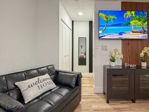 Building Photo - 2321 NW 114th Terrace