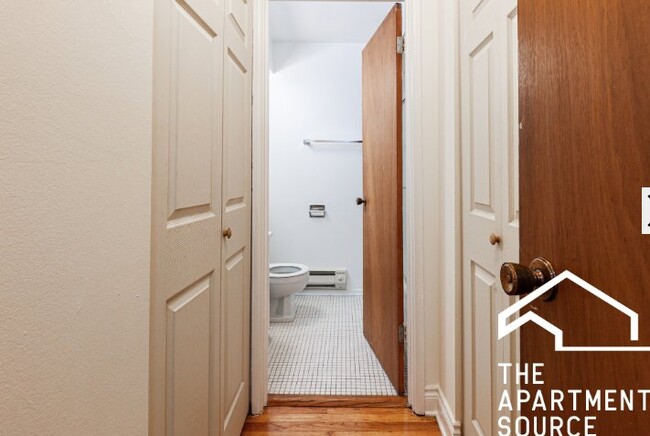 Photo - 660 W Wrightwood Ave Apartment