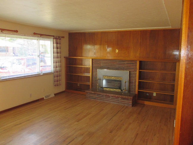 Foto del edificio - 8760 Norwich St
