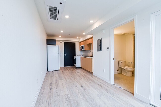 Foto del edificio - 7410 S Avalon Blvd