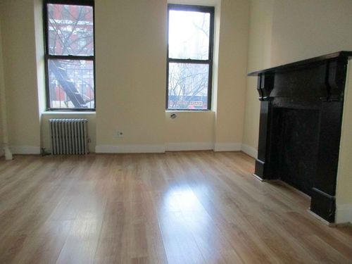 Primary Photo - 605 Amsterdam Ave