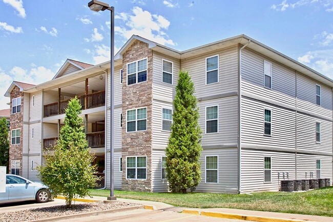 Foto del edificio - Cedar Creek Crossing Apartments