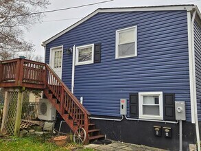 Building Photo - 1225 Seneca Rd