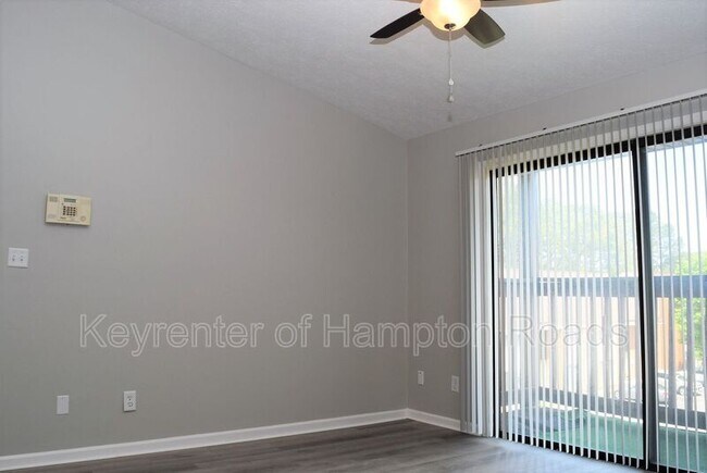 Building Photo - 142 Haverford Ct