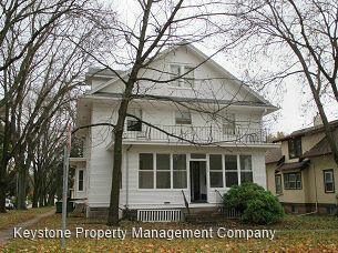 Building Photo - 528 N Gilbert St