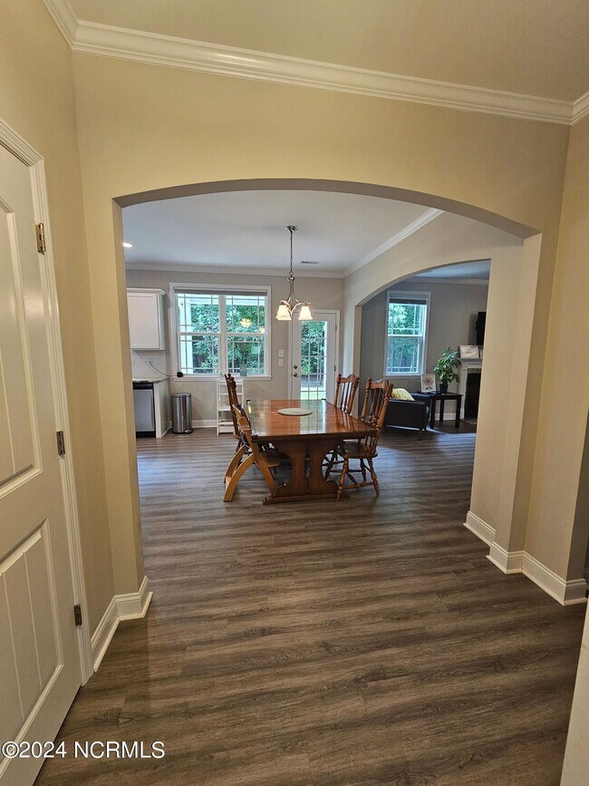 Building Photo - 112 Kings Harbor Dr