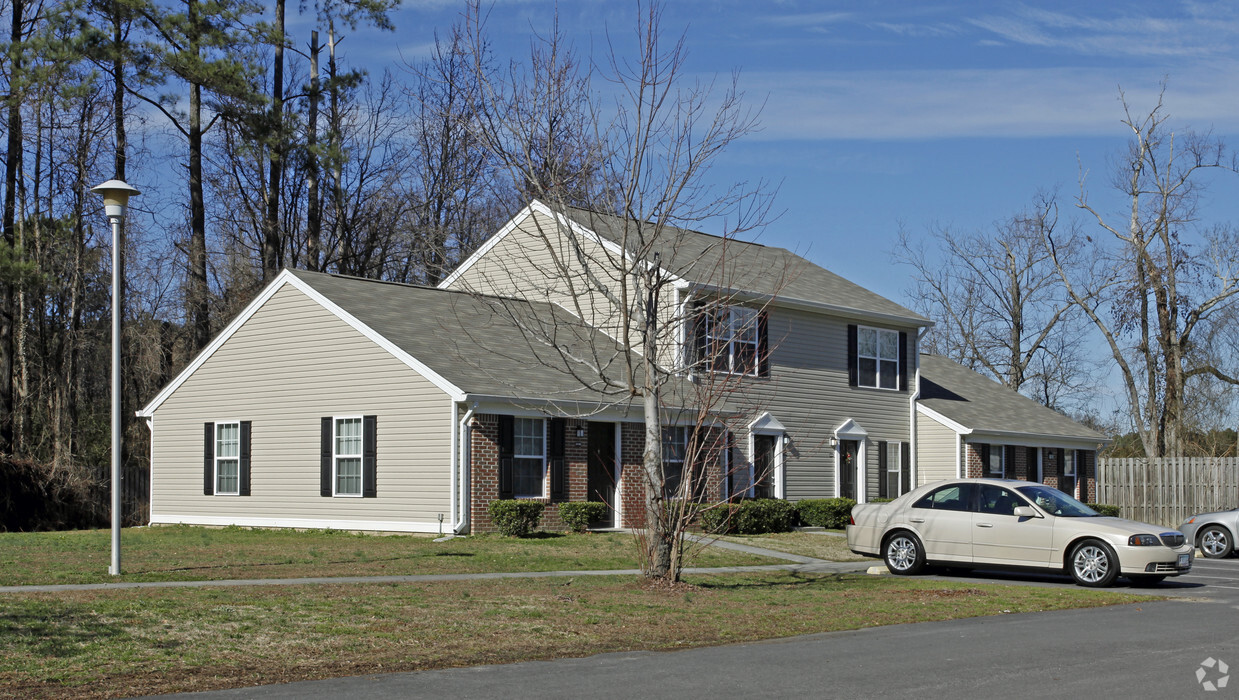 Building Photo - Nottoway River Commons