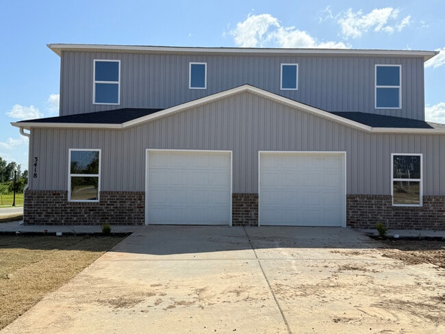 Building Photo - 6710B Adoration St