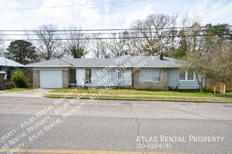 Building Photo - 164 N Main St