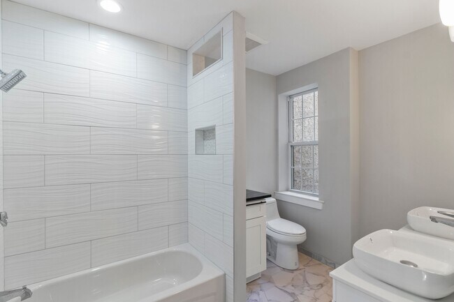 Building Photo - 1620 S 2nd St