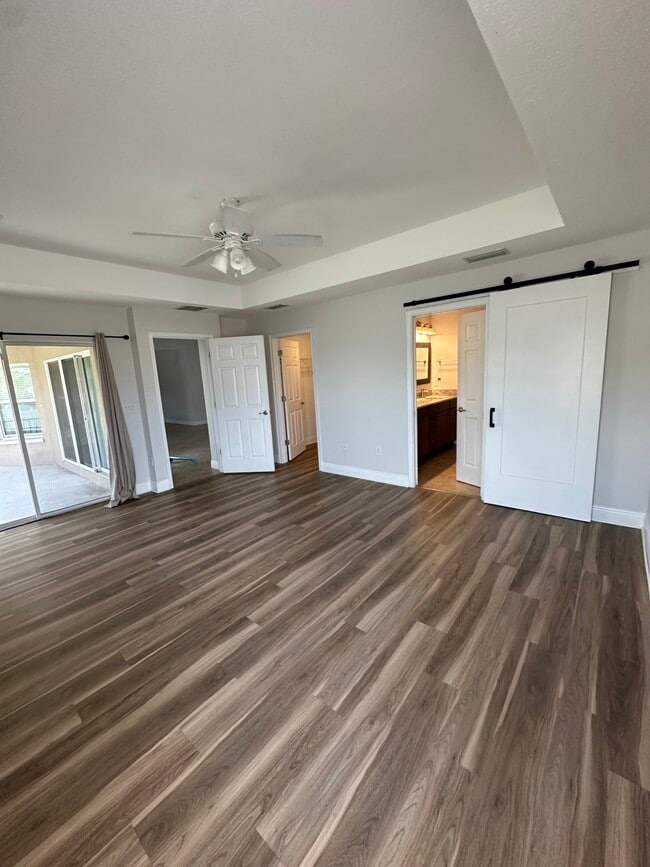 Master bedroom - 6501 Manila Palm Way House