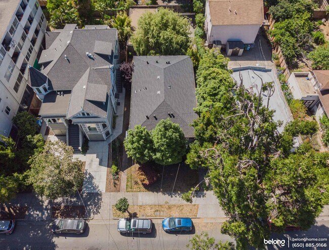 Foto del edificio - 1458 Hopkins St