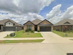 Building Photo - 469 Waters Rdg Dr