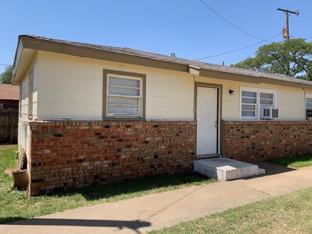 Primary Photo - 6434 Avenue Q