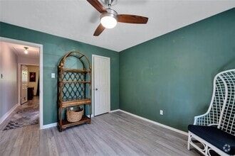 Building Photo - 116 W White Willow Cir