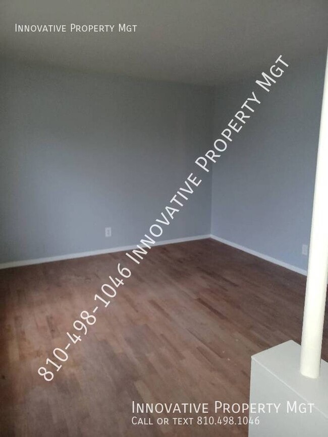 Building Photo - Beautiful brick ranch, 3 bed, 1.5 bath, su...