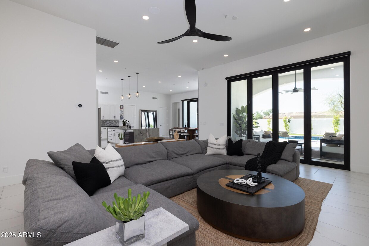 Foto principal - 10386 N 110th Pl