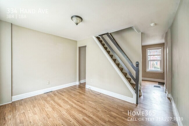 Building Photo - 334 Hand Ave