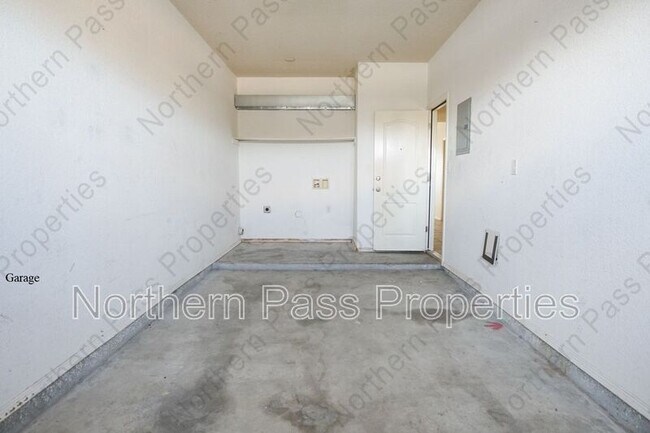 Building Photo - 5904 Cielo Del Rey Pl
