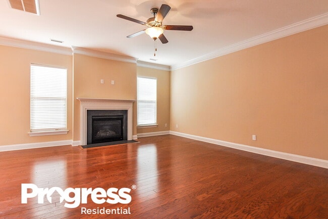 Foto del edificio - 88 Standing Oaks Ln