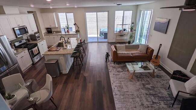 Foto del edificio - 107 Cambria Ct