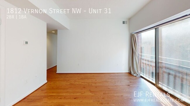 Foto del edificio - Dupont/U Street Corridor Two Bedroom In Fa...