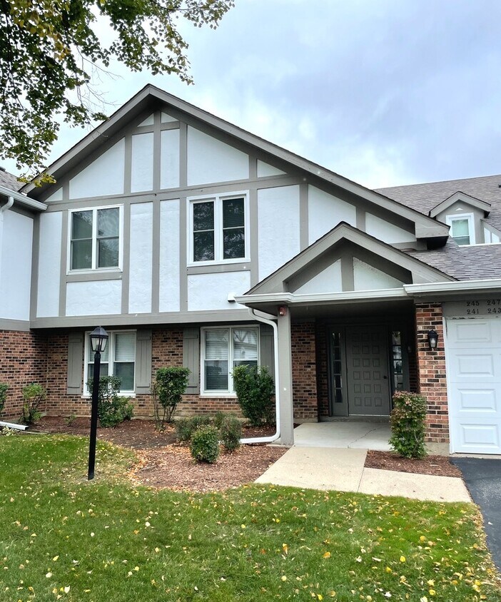 241 Southwick Ct Unit 241, Vernon Hills, IL 60061 Condo for Rent in