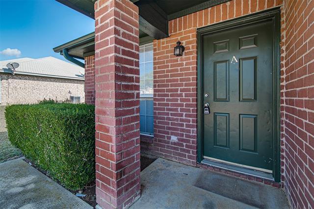 Building Photo - 2549 E Renfro St