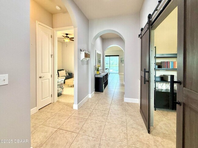 Foto del edificio - 6809 Forkmead Ln