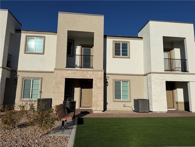 Building Photo - 5752 CRENELLATED St